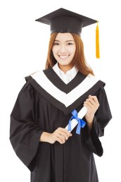 Japanese graduate woman shutterstock_199927376